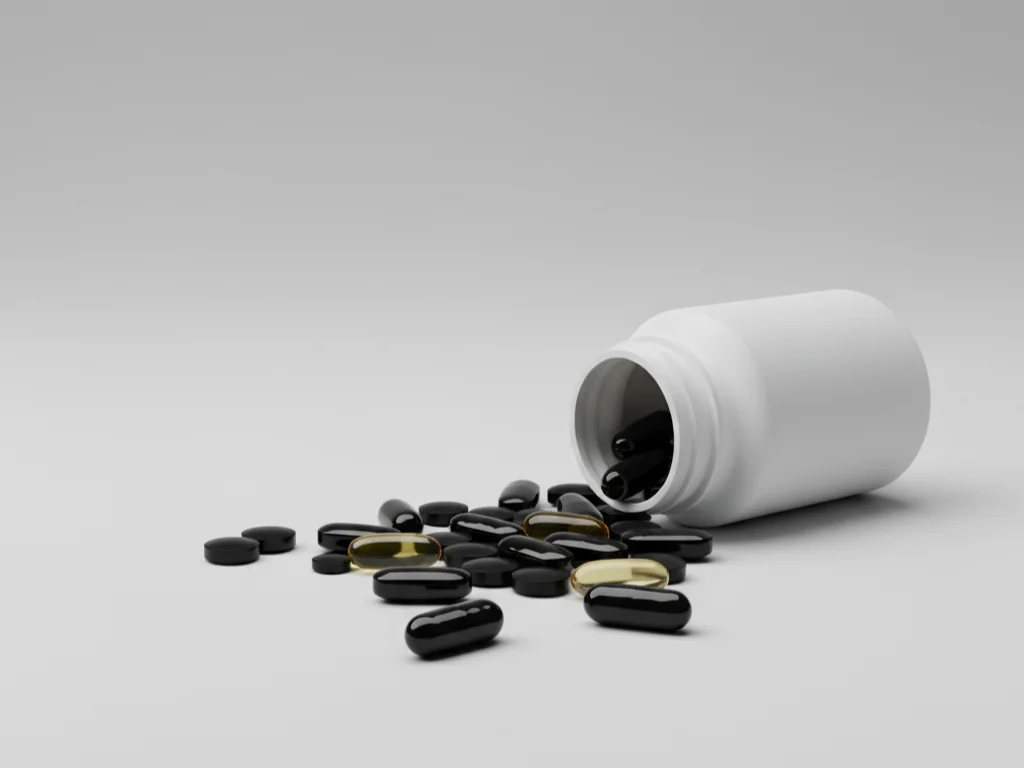 kapsul roaccutane untuk jerawat (Image Concept by Homey Button)